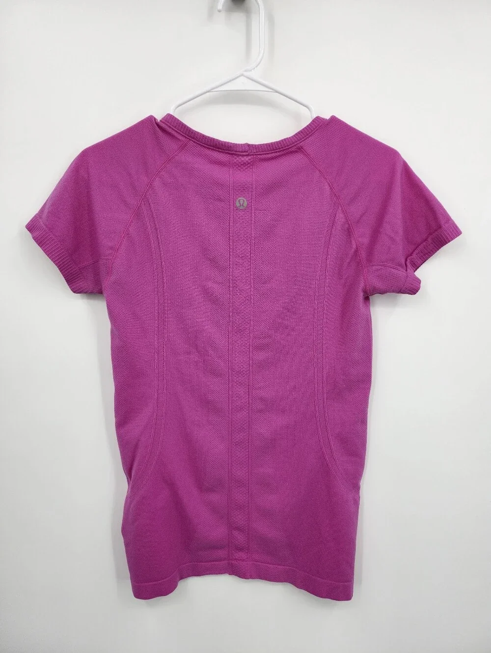 Lululemon Swiftly Tech Short Sleeve Rose Pink SZ 6
